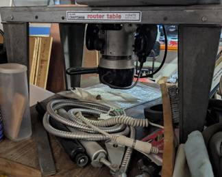 Craftsman router table