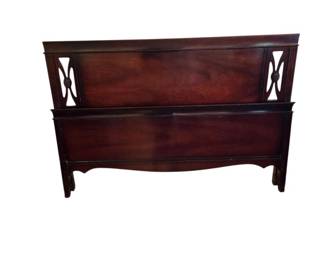 Mid Century Full Size Bed No Rails