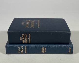 (2pc) THE MERCK MANUAL (EIGHTH EDITION) AND OXFORD SCOFIELD REFERENCE BIBLE IN BOX