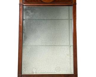 FEDERAL-STYLE MAHOGANY WALL MIRROR WITH OVAL INLAY