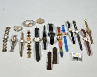 ASSORTED LOT OF WRISTWATCHES INCLUDING WITTNAUER, PULSAR, SEIKO, BULOVA, SWISS ARMY