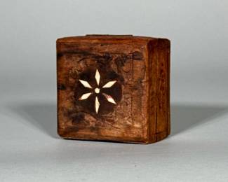 CARVED WOOD TRINKET BOX WITH BONE INLAY STAR