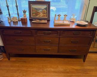 MCM dresser with mirro