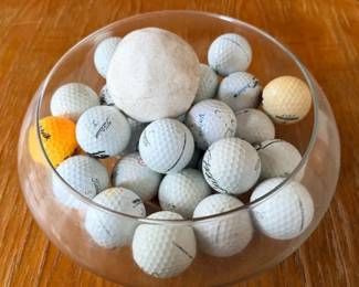 095SignedGolfballs