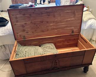 Roos Cedar Chest