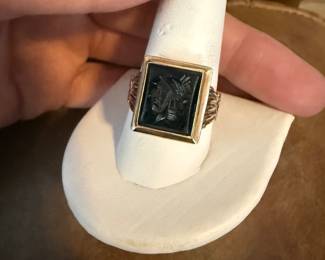 10k intaglio ring 