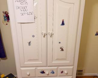 Kid’s armoire