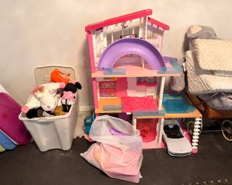 Barbie dreamhouse