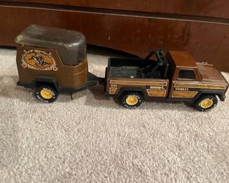 Buddy L stables pick up and trailer