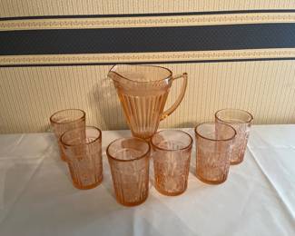 Federal pink Sharon water pitcher, has Chip