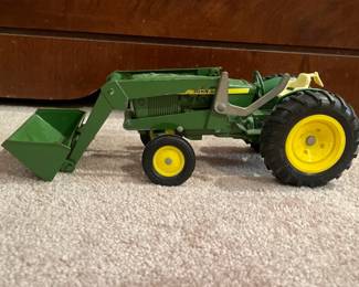 John Deere tractor missing lift handle