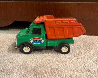 TootsieToy dump truck