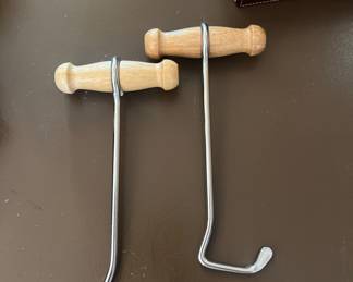 Boot hooks