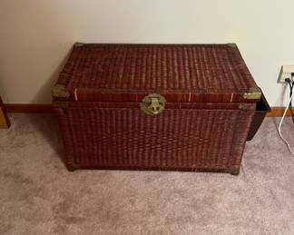 Rattan chest some damage