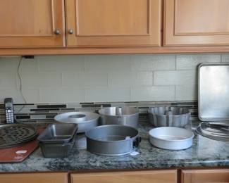 Lots of kitchen items.