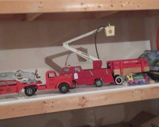 Vintage Tonka fire truck.