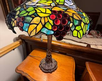 Meyda Tiffany Style Spiral Grape Table Lamp