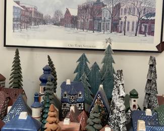 Leyt houses and signed Christmas trees 