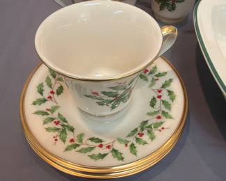 Lenox Holiday 