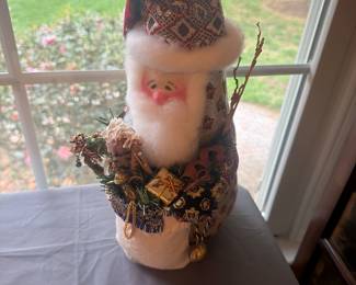 Saudi Santa 
