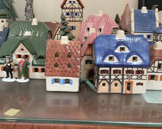 Vintage Ursula Leyk houses