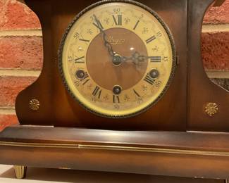 Fauch Mantle clock 