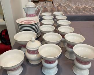 Heinrich tea set 