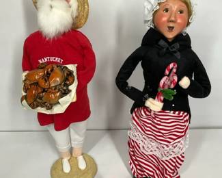 Santa  Mrs Claus Byers Choice Figures