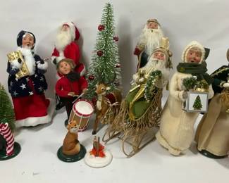 Byers Choice LTD Carolers Mixed Holiday Collection