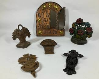 Mixed Cast Iron and Metal Decorative Wall Dcor Lot