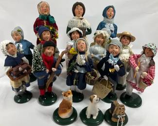 Byers Choice Carolers Vintage Christmas Figurines w Animals Accessories