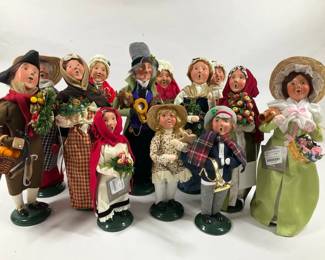 Byers Choice Carolers Vintage Christmas Figurines w Tags Accessories