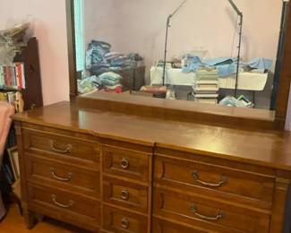 Thomasville Wooden Mirrored Dresser With 9 Drawers