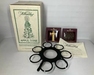 Williamsburg Centerpieces  24KT Gold Finished Ornaments