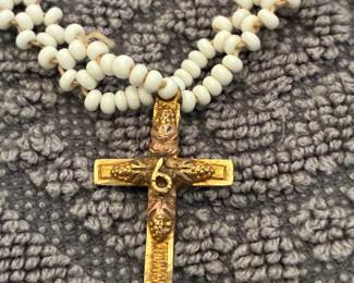 Black Hills Gold 10K Pendant With Beaded Necklace