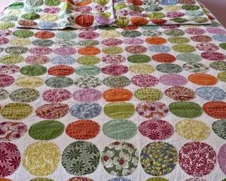 California King Size Quilt  Two Pillow Shams