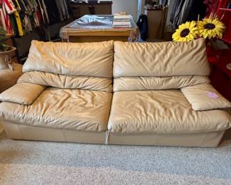 Vinyl 2-Cushion Sofa