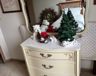 3 Drawer Dresser, Mirror