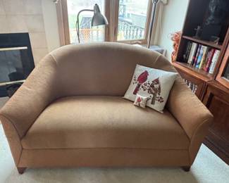 Small Love Seat, Pillows