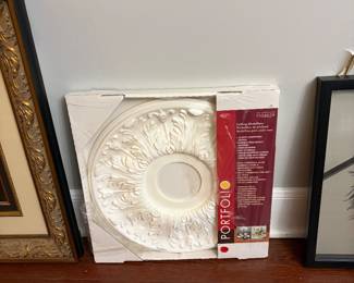 $20 Ceiling Medallion 