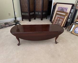 $60 Drop Leaf coffee table (leaf's down)