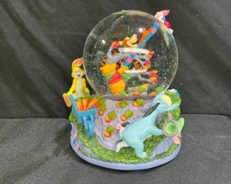 Disney Winnie The Pooh Musical Snow Globe
