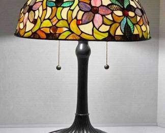 1 Quoizel Stained Glass Lamp