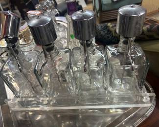 Whiskey 4-bottle set