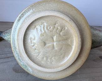 Bill & Vive Mohl Art Pottery Aladdin Oil Lamp