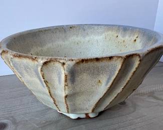 Japanese Ceramic Fluted Bowl Style