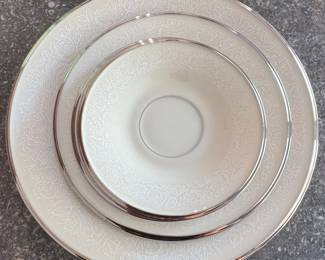 Lenox Moonspun China Set