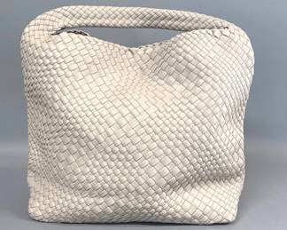 Woven tote bag in beige