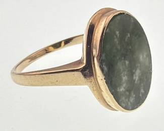 10kt jade ring