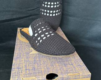 Born Shoes - New in Box Size 8